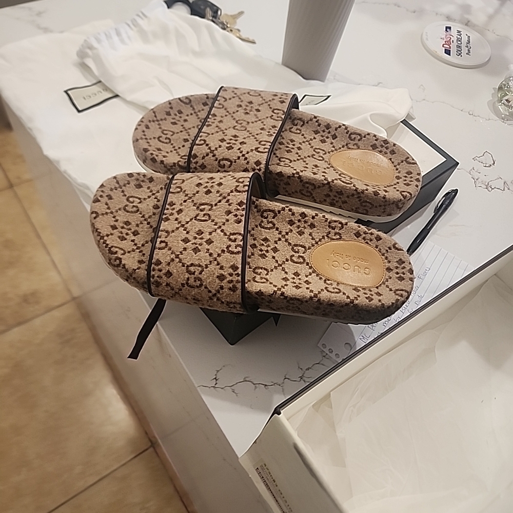 Gucci Brown Patterned Slides - Picture 3 of 4